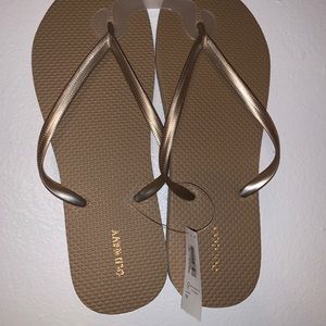 Deals for Old Navy Gold Flip Flops 